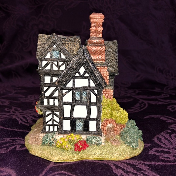 Lilliput Lane The Priests House - Picture 3 of 6